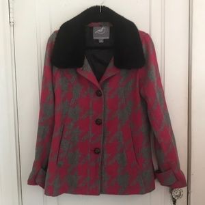 KNITTEDDOVE Pink & Grey Houndstooth Swing Coat